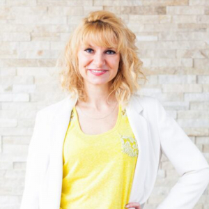 Successful author, Gina Holland, is judging the Page Turner 2022 Book Award in the hope of helping to discover excellent authors! Successful author, Gina Holland, is judging the Page Turner 2022 Book Award in the hope of helping to discover excellent authors!