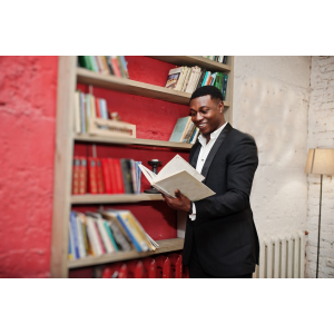 What Literary Agents Look for in Contest Submissions in 2026 By Page Turner Awards (C)