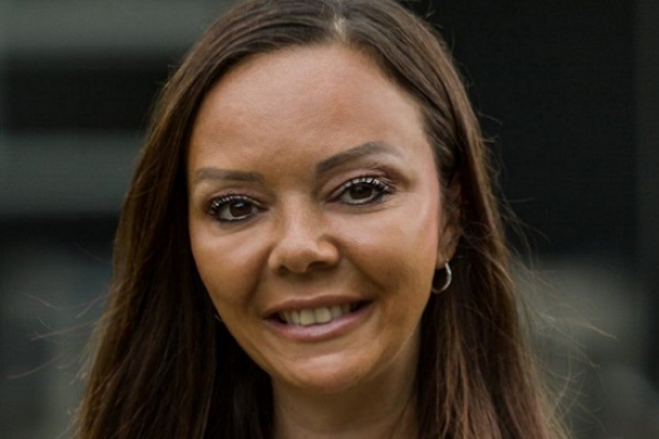 Donia Youssef works in TV and film with experience reading many scripts and is judging our 2021 Screenplay Award. Donia Youssef works in TV and film with experience reading many scripts and is judging our 2021 Screenplay Award.