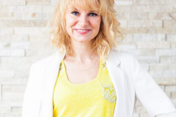 Successful author, Gina Holland, is judging the Page Turner 2022 Book Award in the hope of helping to discover excellent authors! Successful author, Gina Holland, is judging the Page Turner 2022 Book Award in the hope of helping to discover excellent authors!