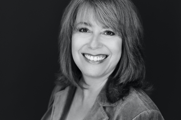 Successful author, Roslyn Franken, is judging the Page Turner 2022 Book Award in the hope of helping to discover excellent authors! Successful author, Roslyn Franken, is judging the Page Turner 2022 Book Award in the hope of helping to discover excellent authors!