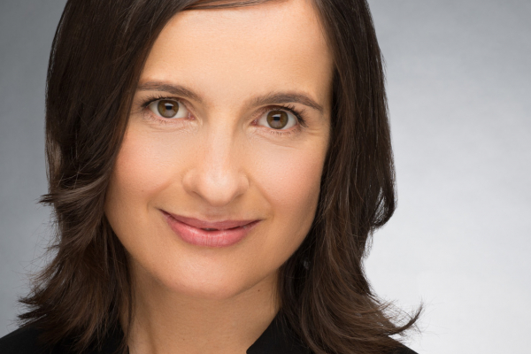 Julia Drake of Wildbound PR is judging 2022 Page Turner Young Writer Award. Julia Drake of Wildbound PR is judging 2022 Page Turner Young Writer Award.
