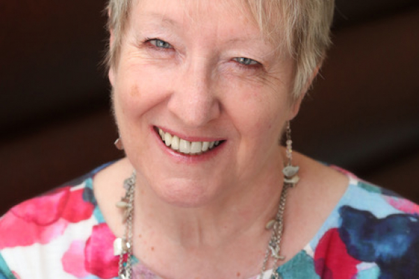 Liz McDermott will be judging the Page Turner Awards writing mentorship 2022 awards offering a writing mentorship prize to authors and writers