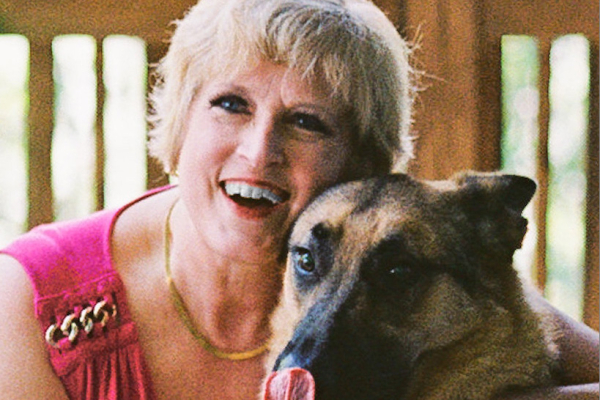 International bestselling author, Lauren Carr, is judging the Page Turner Book Award hoping to discover talented writers for her book tour business, iRead Book Tours.