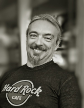 Profile picture for user Mauro Piva