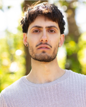 Profile picture for user Daniel Ahmadi